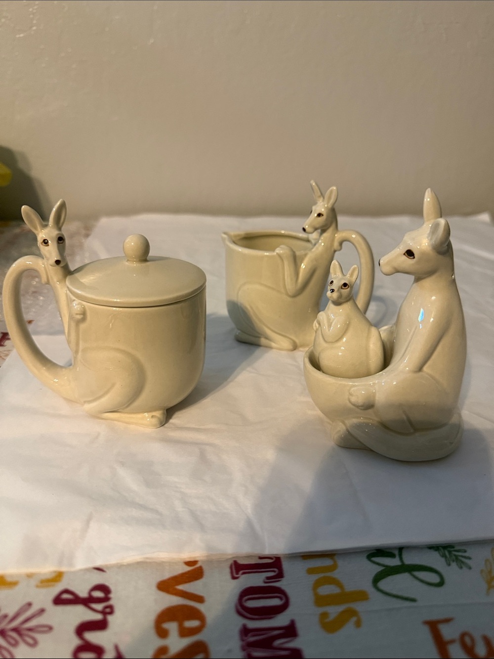 Fitz & Floyd Kangaroo’s Vintage Collection